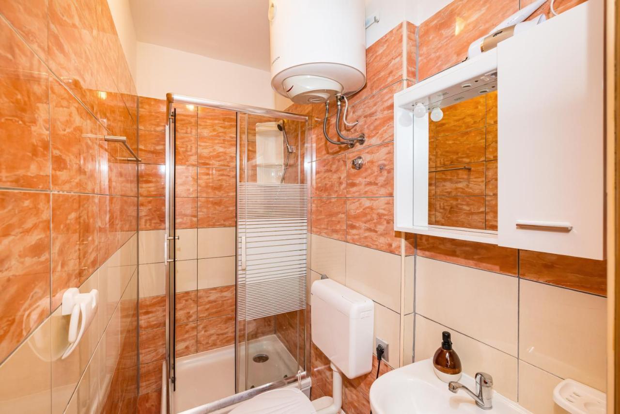 Studio And Rooms Zadar City Wall Экстерьер фото